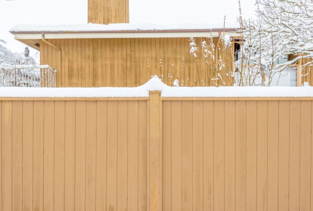 Vinyl Fence Panels vs. Wood Panels: Which Offers Better Long-Term Value?