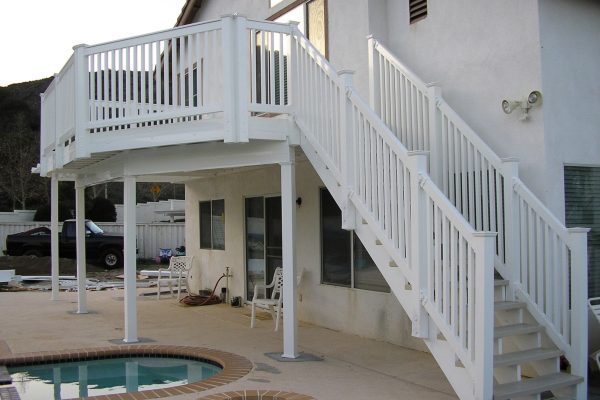 deck balcony