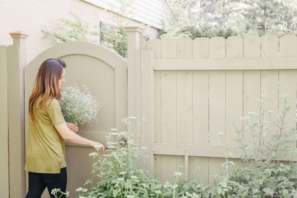 How Utility Doors Integrate With Fence Panels and Perimeter Systems
