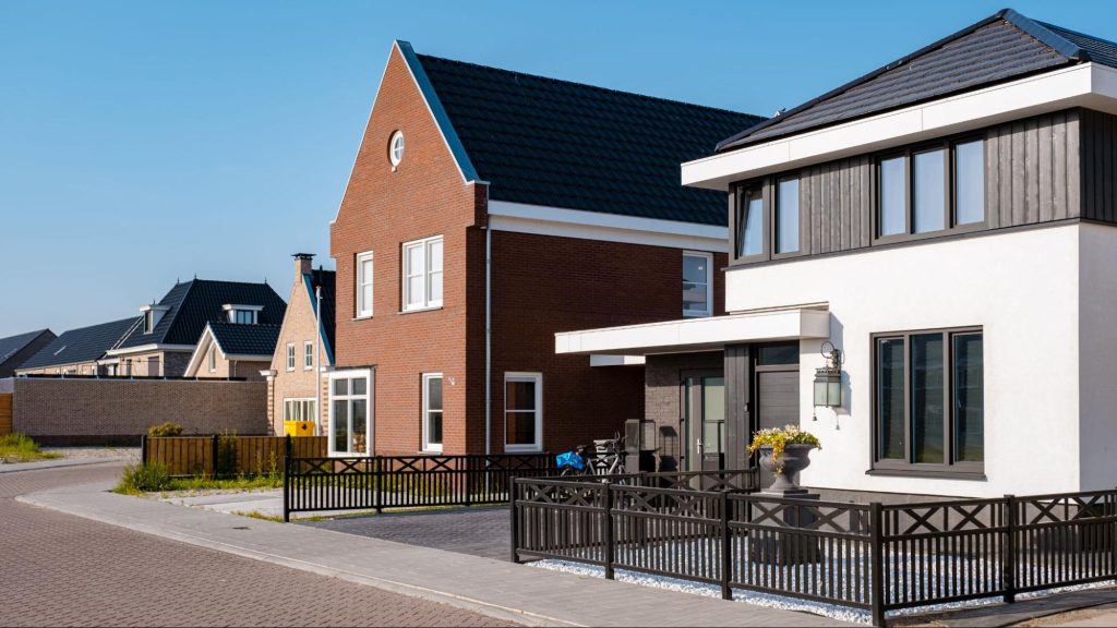 How to Maintain Steel Fence Panels for Long-Lasting Performance